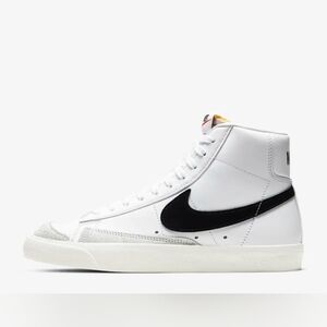 Nike Blazer Mid '77 Shoes